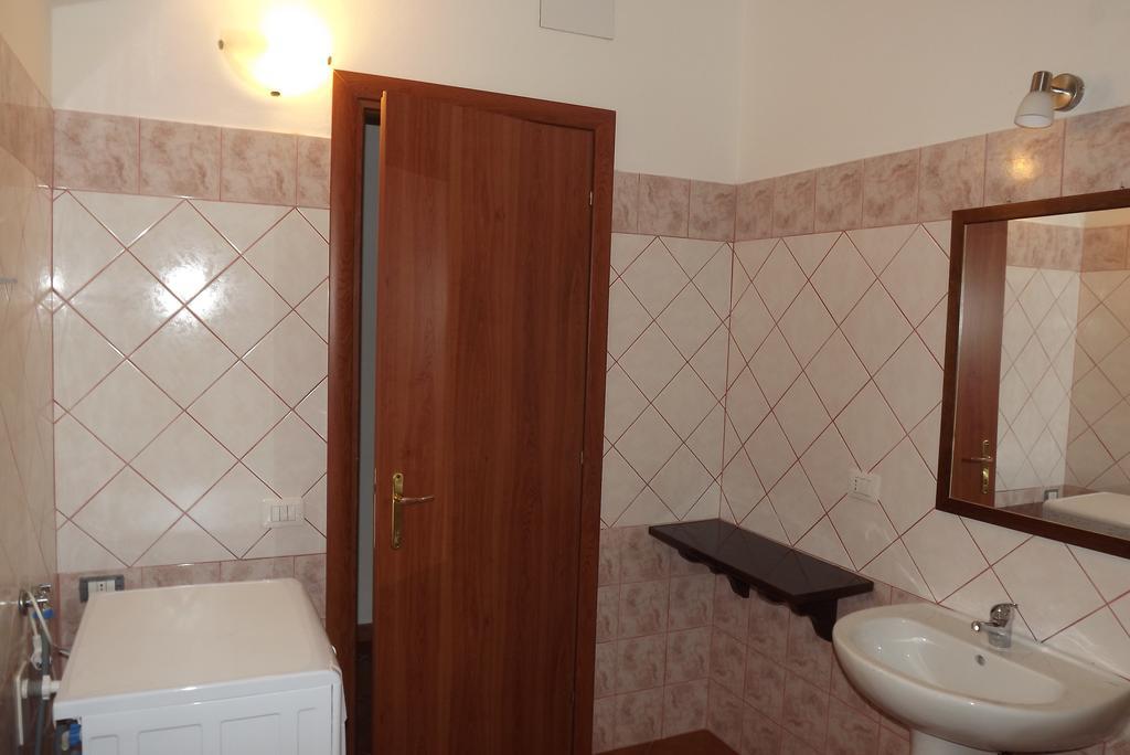 Yellon House Appartement Santa Maria Navarrese Buitenkant foto